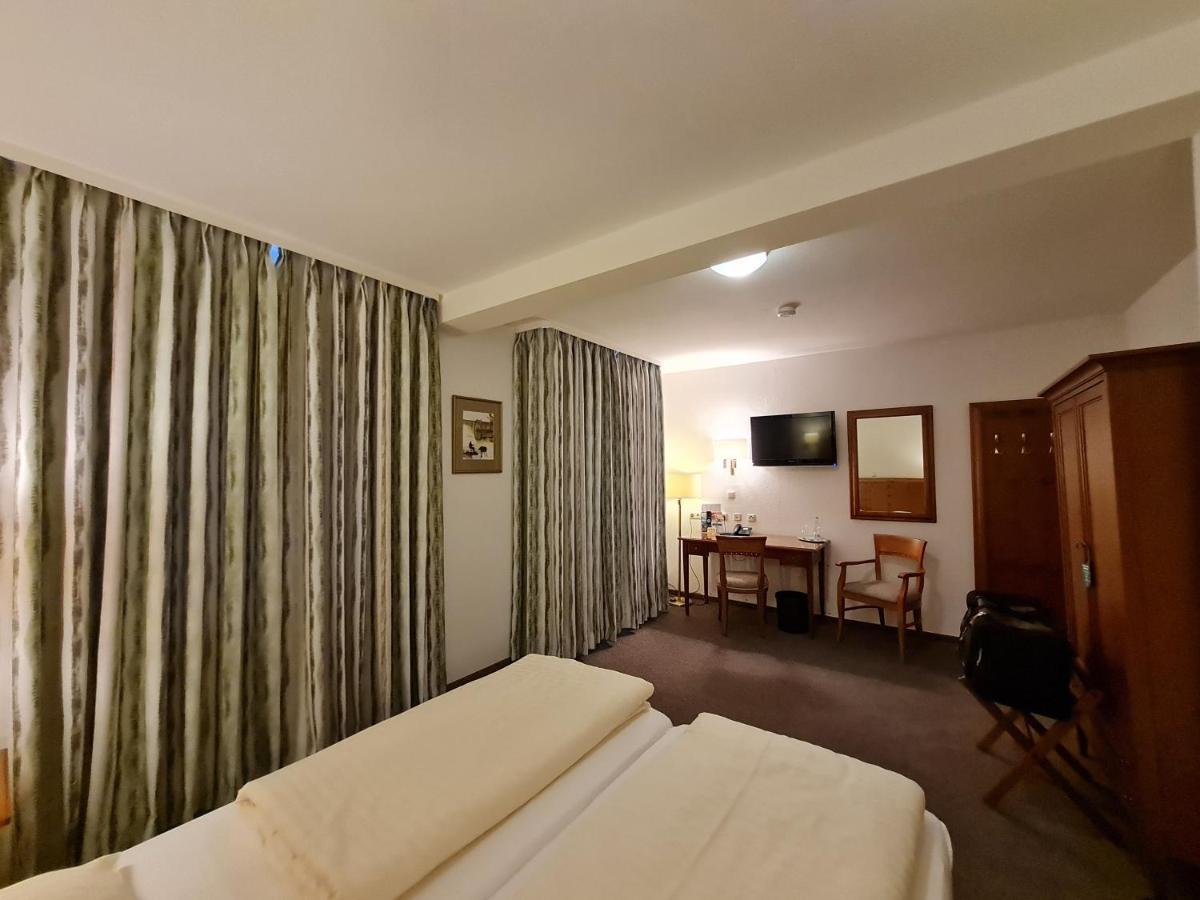 Hotel Waldquelle - Baumhaushotel Aerzen Dış mekan fotoğraf