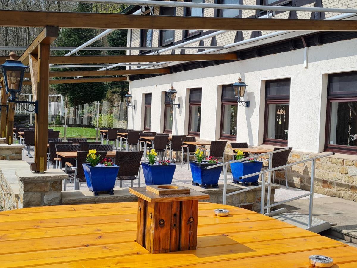 Hotel Waldquelle - Baumhaushotel Aerzen Dış mekan fotoğraf