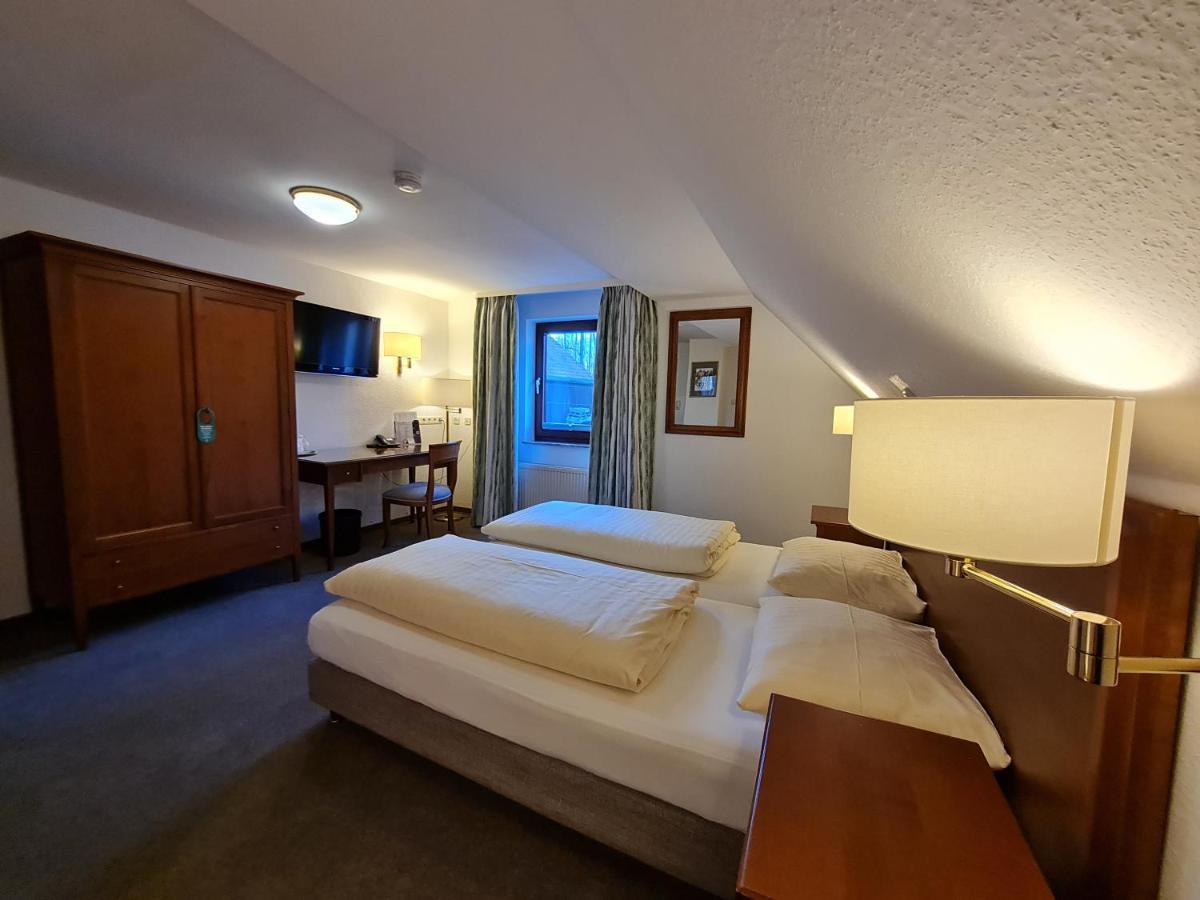 Hotel Waldquelle - Baumhaushotel Aerzen Dış mekan fotoğraf